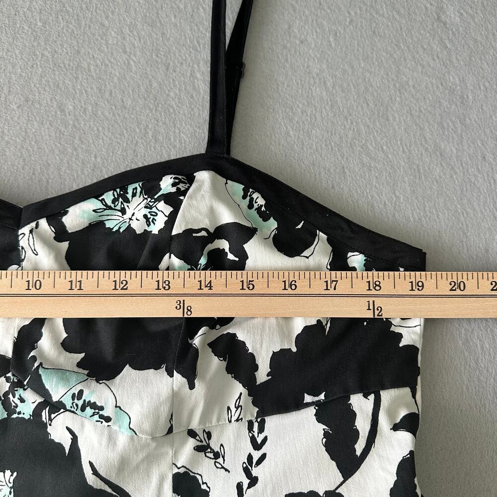 Torrid Floral Peplum Structured Tank Top Black White Lined Blouse Sz 1 / XL - Picture 7 of 12